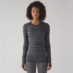 Lululemon Rest less Pullover in Heathered Black Size Size 8